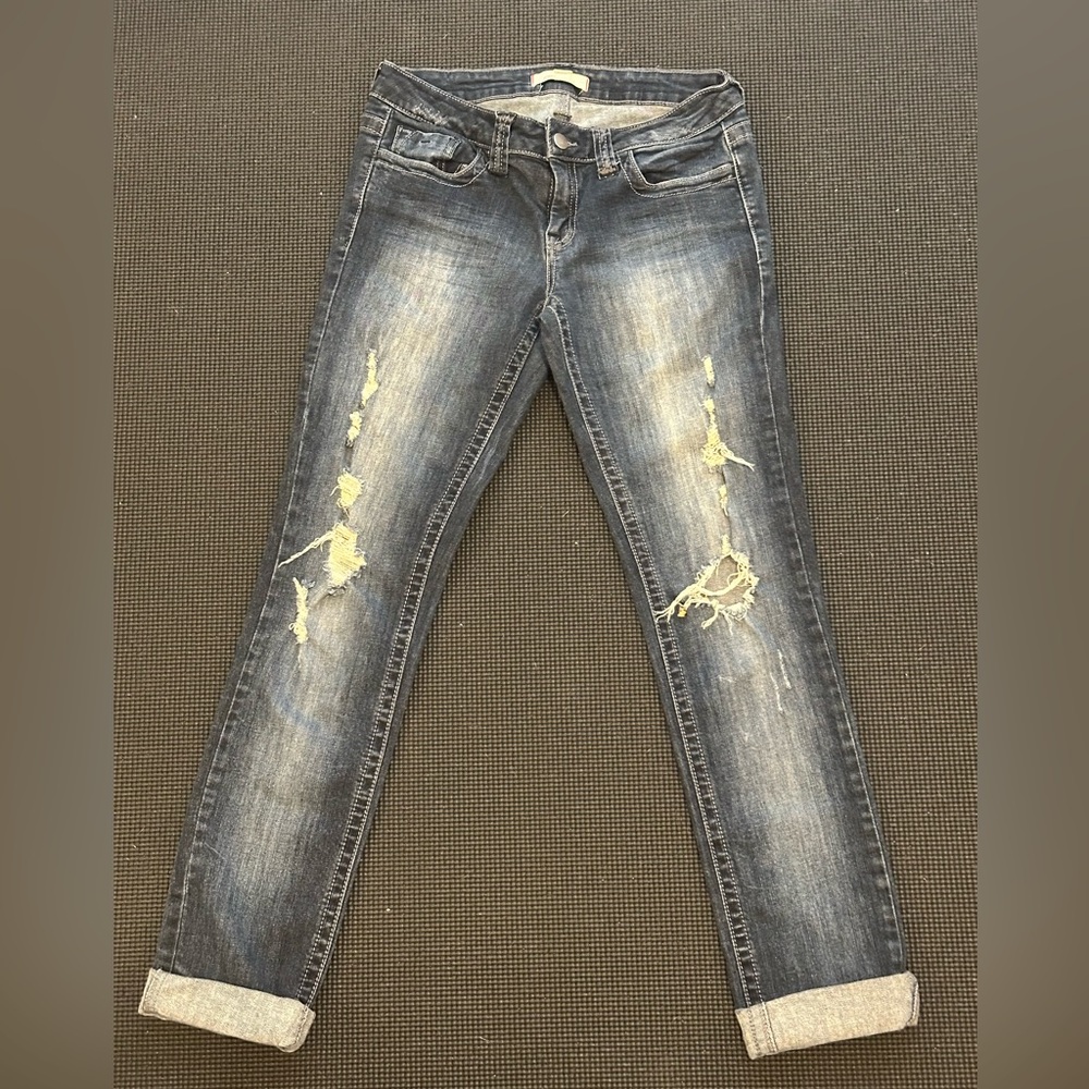 21 demin ripped jeans size 27